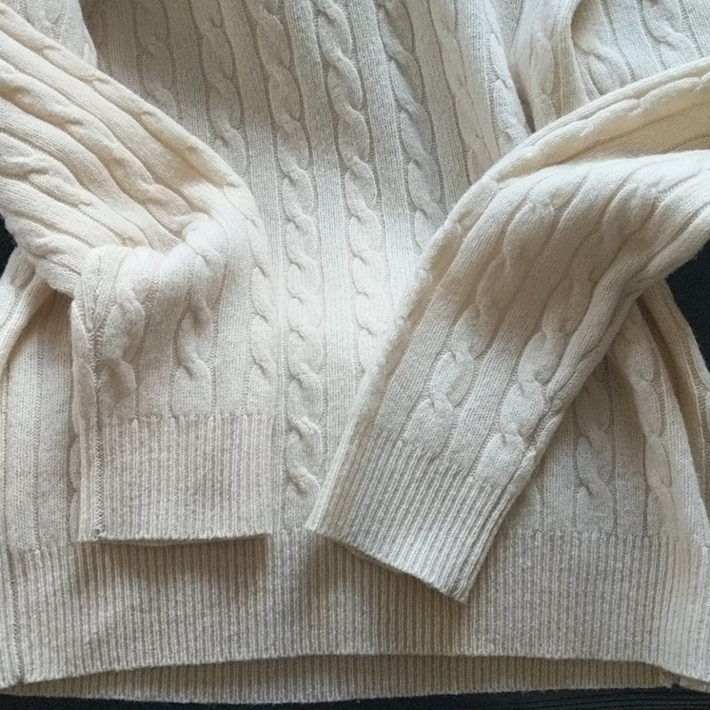 Lamb Wool Cardigan - Picture 3 of 7